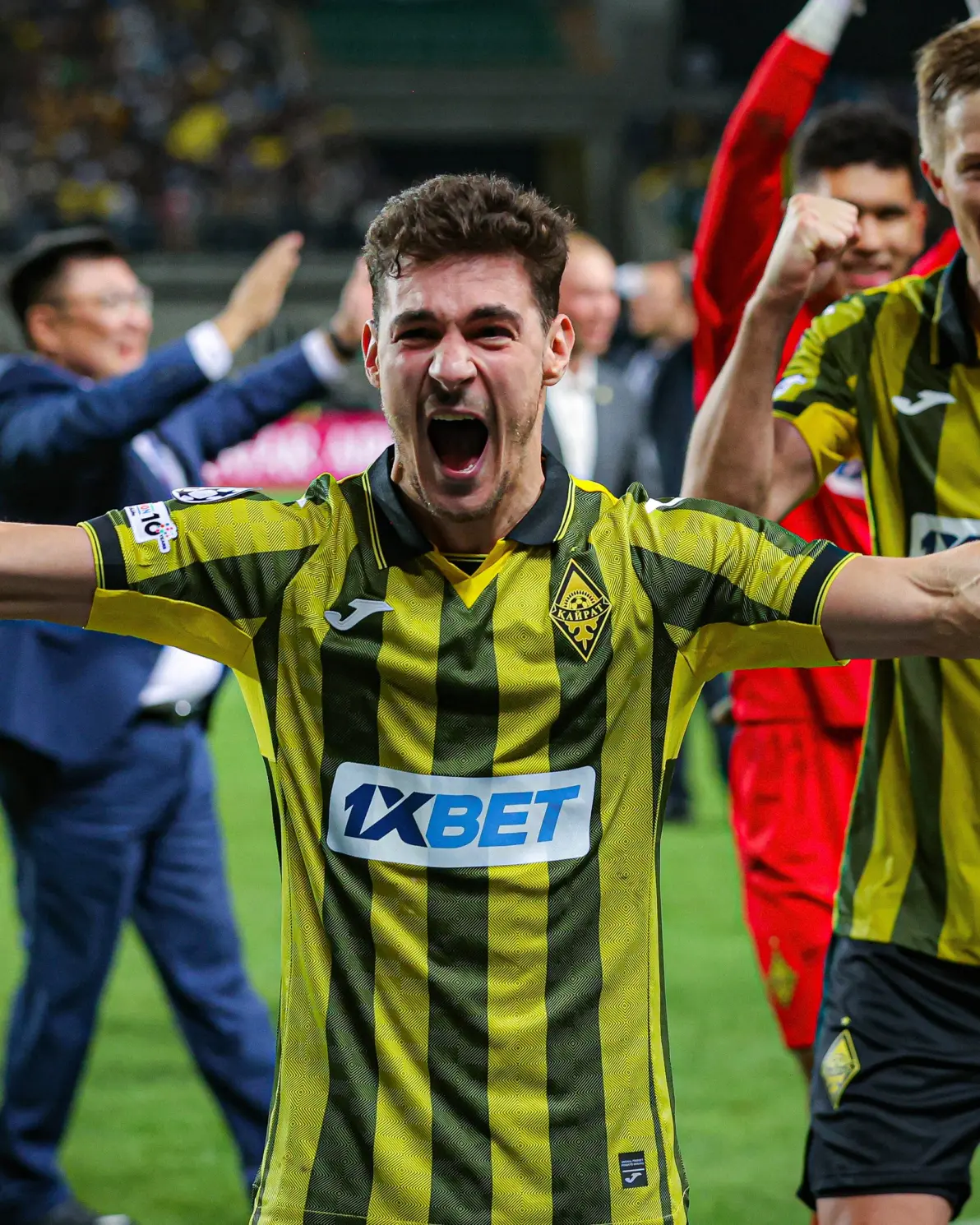 爱游戏官方入口-从皇家马德里围绕欧超杯调整名单到萨克拉门托国王篮板制胜备战欧超杯，摩纳哥官宣签约备战NBA常规赛