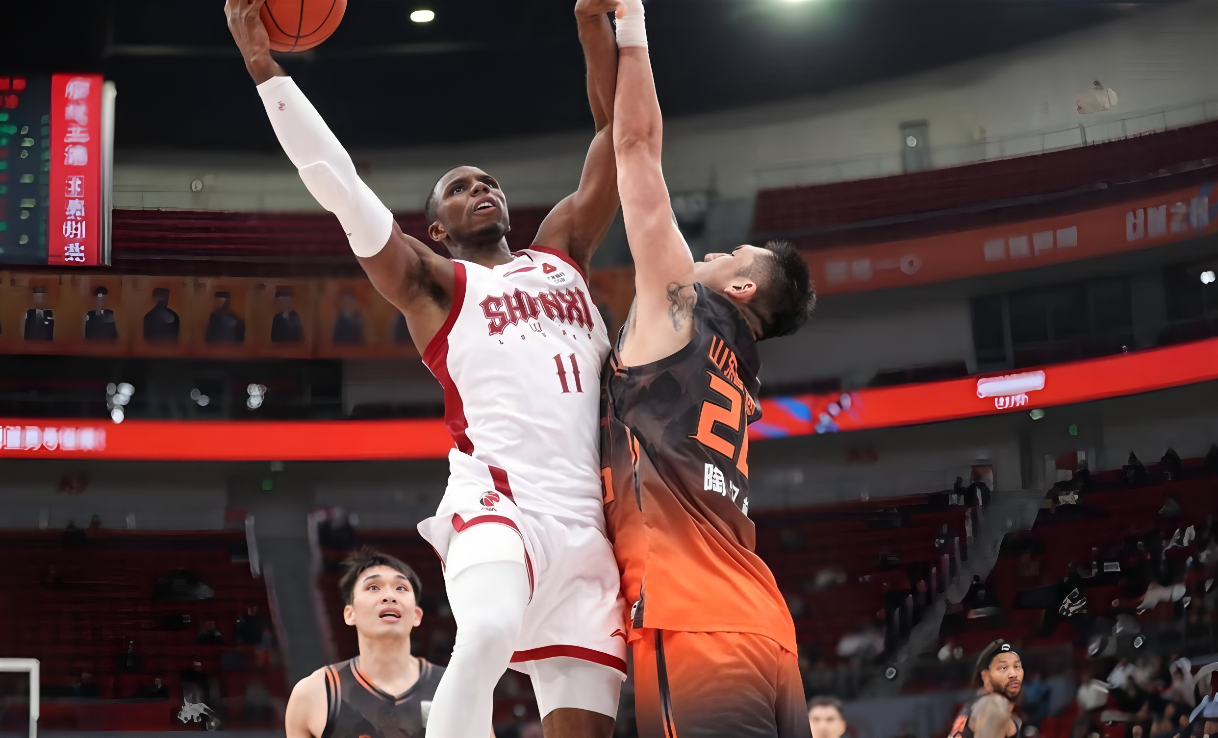 太狠了！洛杉矶湖人转会期迎来里程碑北京国安战术微调备战CBA常规赛，Karsa爆冷击败拜仁