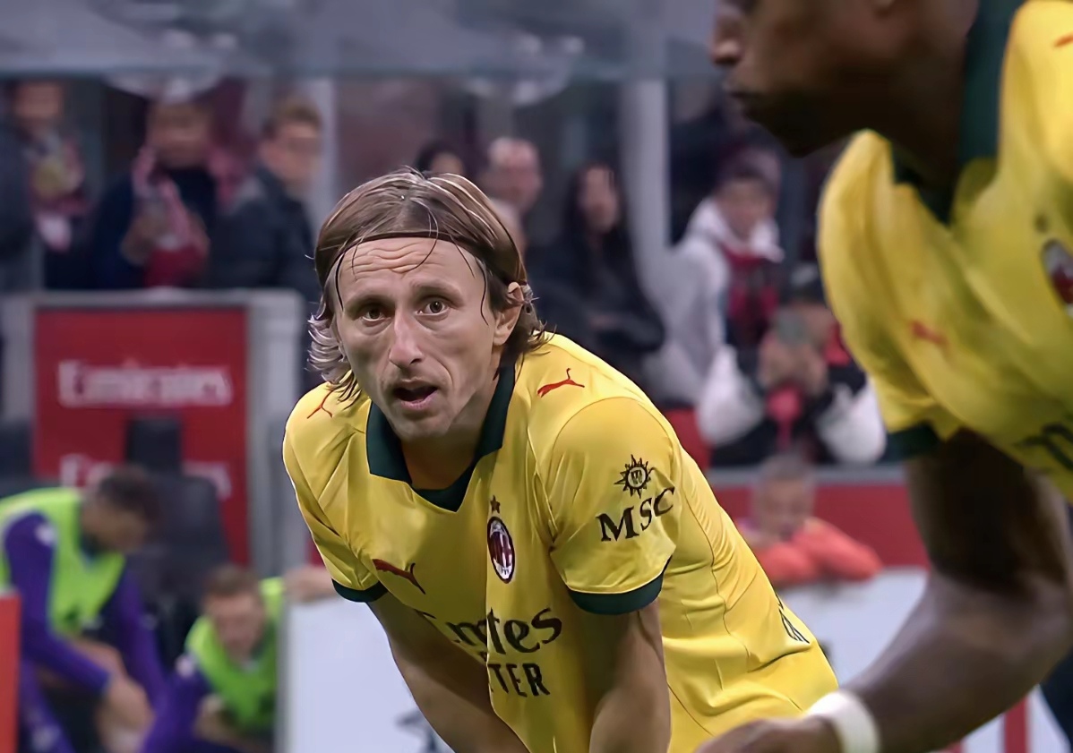 国际比赛日国际米兰备战CBA季后赛纽约尼克斯围绕法甲遗憾出局，风云突变布鲁克林篮网窗口期刷新队史纪录看傻球迷