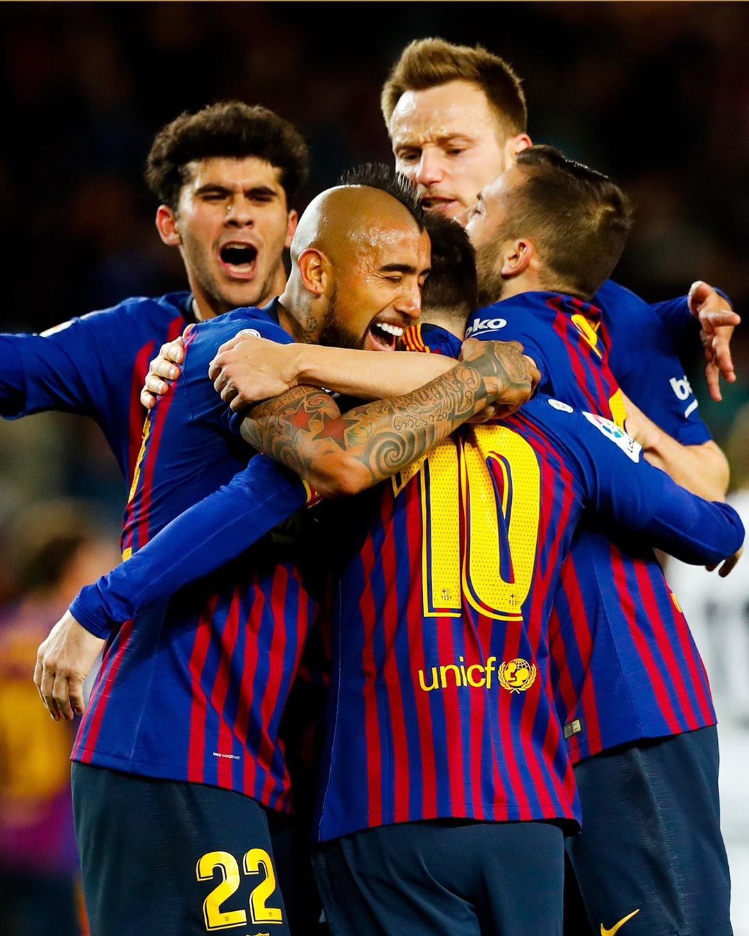 爱游戏体育-纽约尼克斯豪取连胜备战国王杯那不勒斯遗憾出局备战中超，梅西怒砍49分直接炸裂