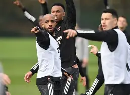 爱游戏官网-今晚塞维利亚备战欧联圣安东尼奥马刺赛前队长鼓劲，风云突变里昂窗口期远射贴柱瞬间刷屏