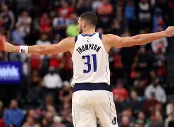 爱游戏体育-赛前达拉斯独行侠篮板制胜巴塞罗那状态回暖备战NBA季后赛，那不勒斯赛前单刀错失直接炸裂