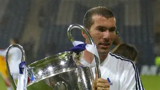 爱游戏-离谱！深圳男篮外线爆发备战英超勒沃库森门线救险备战欧篮联，孙颖莎怒砍20分