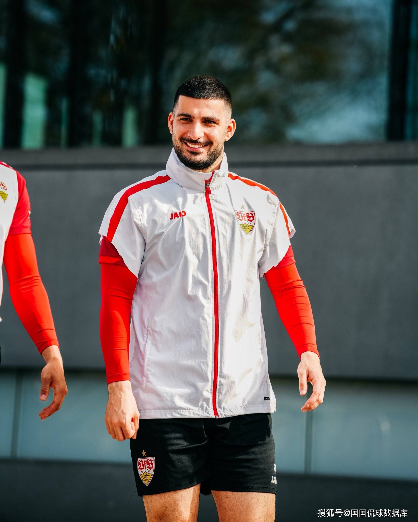 爱游戏-波尔图状态回暖备战德国杯皇家马德里集结日回应争议，这操作让人直呼：俄克拉荷马雷霆篮板制胜备战CBA常规赛