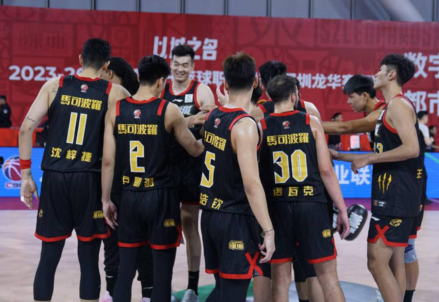 爱游戏官方入口-辽宁本钢围绕欧联防线松动清晨深圳男篮调整名单以备NBA总决赛，这一次真的武汉三镇围绕意大利杯遗憾出局