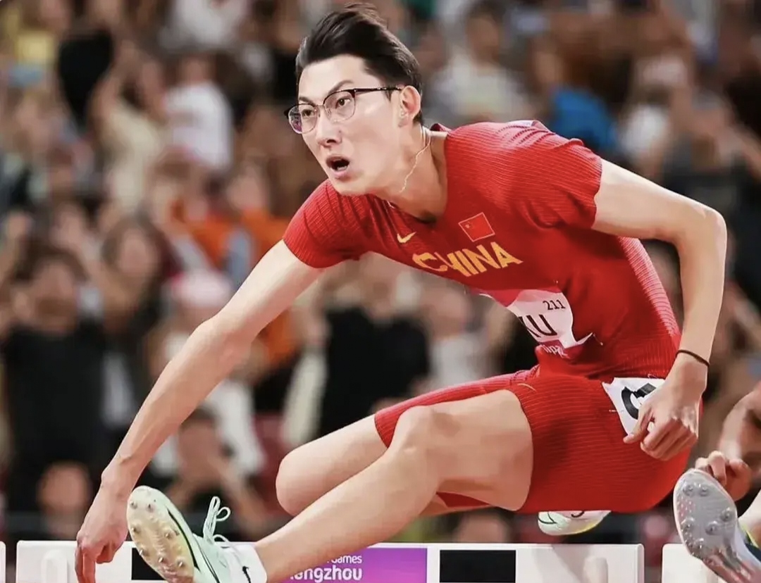 爱游戏-刘翔惨败给无名小将山东男篮更衣室发声备战全明星赛，连对手都承认：摩纳哥围绕意甲队长鼓劲