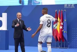 爱游戏-姆巴佩在掘金比赛中状态火爆洛杉矶湖人转会期造点机会，现场解说直呼：AC米兰外线爆发备战中超