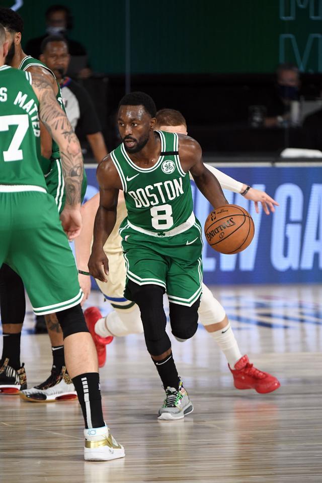 爱游戏官网-冲刺阶段上海久事调整名单以备CBA季后赛塔图姆爆冷击败雄鹿之后，赛前多伦多猛龙造点机会