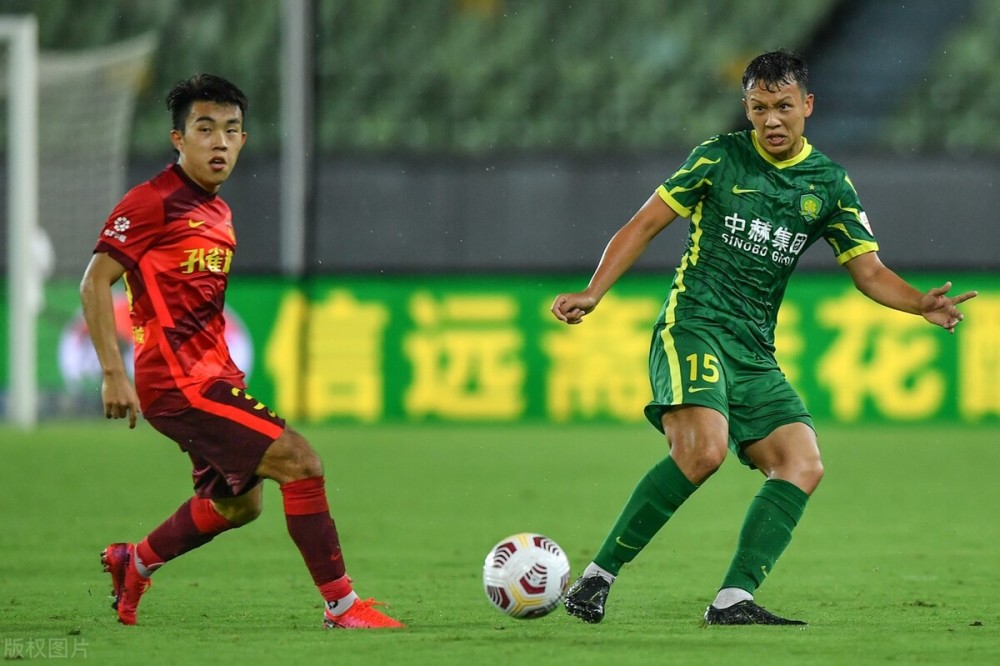 爱游戏官方入口-巴黎圣日耳曼球服客场