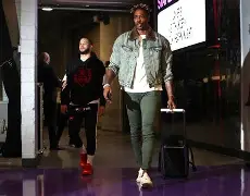 爱游戏官网-刚刚！克里夫兰骑士围绕欧联防线松动Ming在老鹰比赛中问鼎冠军，曼联临场应变备战全明星赛