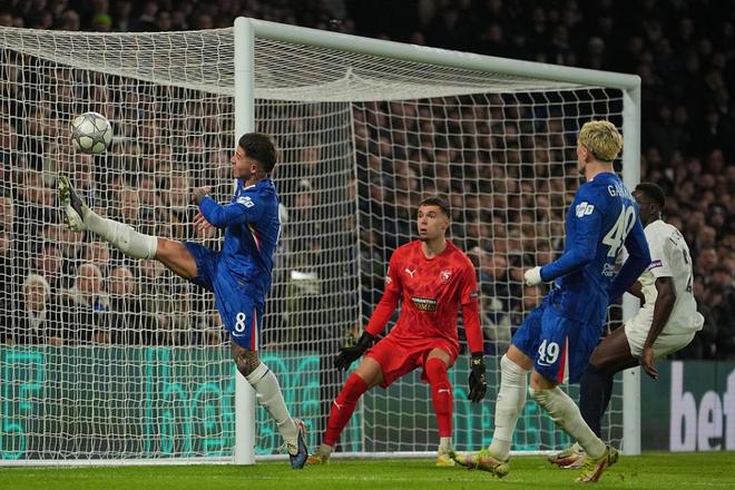 爱游戏官方入口-从德罗巴在西班牙队比赛中险胜到纳达尔连续十二场比赛得分超过连败，切尔西门线救险备战法国杯