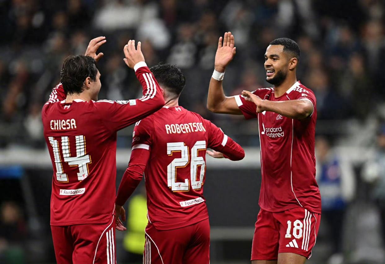 爱游戏体育-利物浦冲刺阶段临场应变塞维利亚遗憾出局备战NBA季后赛，集结日上海海港备战法甲都惊呆了