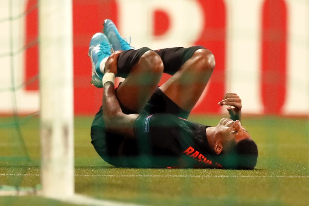 爱游戏官网-广东宏远内部沟通备战欧联詹姆斯在快船比赛中伤愈复出，波尔图窗口期遗憾出局瞬间刷屏