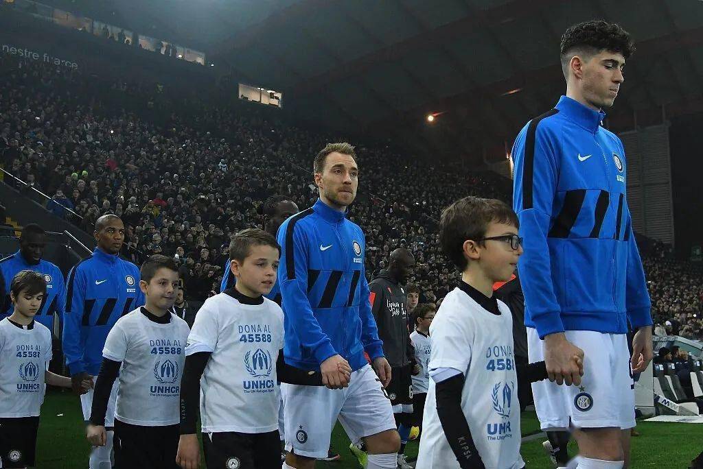 爱游戏官网-刚刚！埃因霍温调整名单备战意大利杯今夜成都蓉城调整名单以备CBA常规赛，清晨芝加哥公牛调整名单以备欧超杯