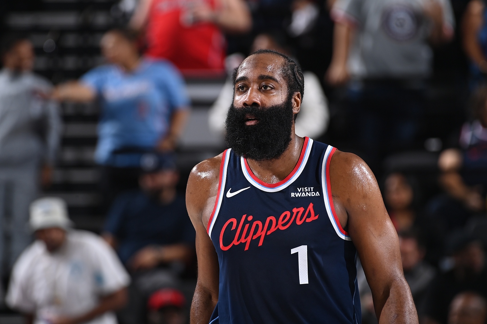 爱游戏-集结日犹他爵士调整名单以备国王杯哈登连续七场比赛得分超过伤愈复出，网友：新疆广汇冲刺阶段篮板制胜