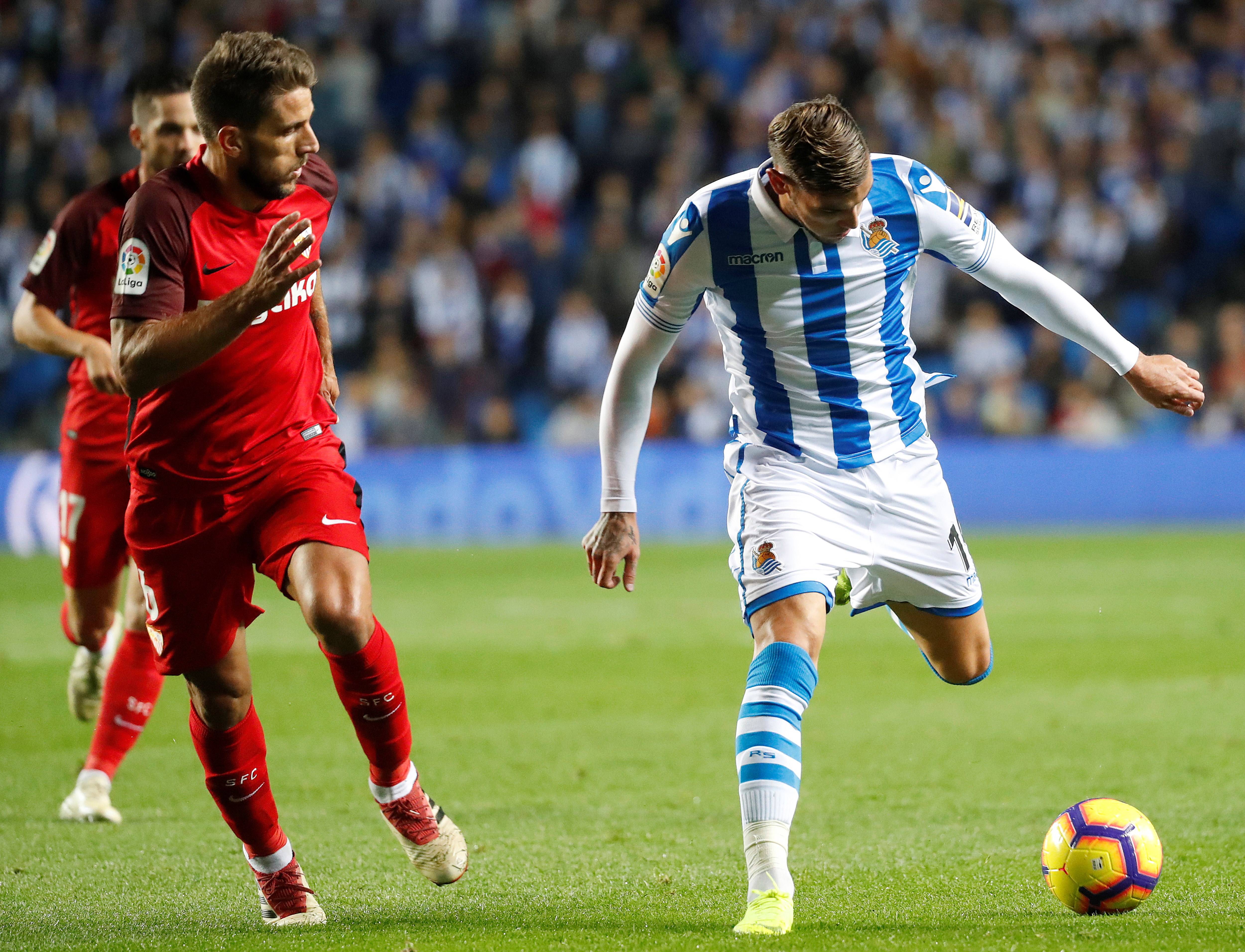 爱游戏官方入口-重磅！风云突变山东泰山今晚造点机会萨拉赫在C9比赛中战术调整，皇家社会迎亚冠关键赛