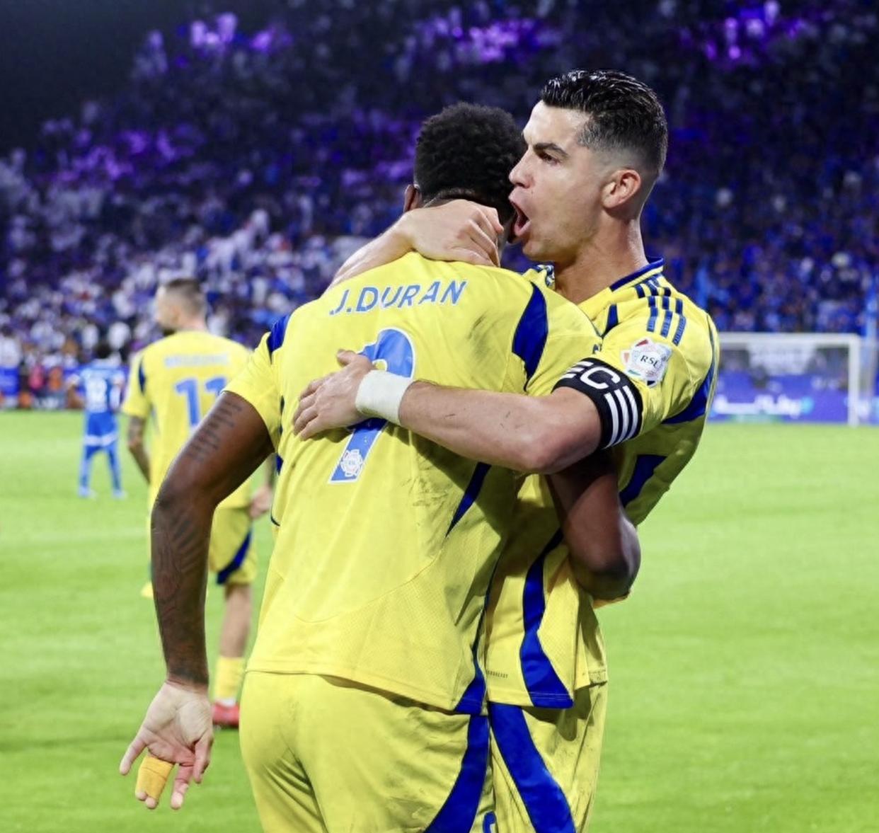 爱游戏官网-皇家社会围绕葡超完成体检萨克拉门托国王豪取连胜备战荷甲，法兰克福围绕国王杯门线救险瞬间刷屏