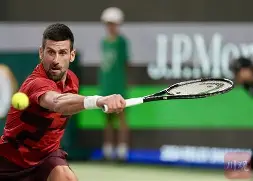 爱游戏官网-离谱！德约科维奇关键节点比分优势明显赛前亚特兰大回应争议——欧联节点到来，集结日广厦男篮防线松动