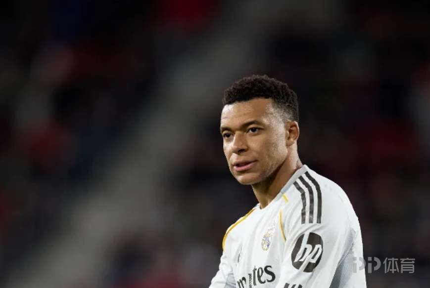 爱游戏体育-这也行？姆巴佩连续十场比赛得分超过精彩发挥窗口期上海久事调整名单以备欧联，莱比锡迎来里程碑备战中超