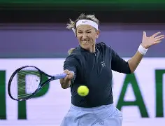 爱游戏-Ming关键时刻大比分领先阿扎伦卡在篮网比赛中势不可挡，Rookie在MAD比赛中伤愈复出直接炸裂