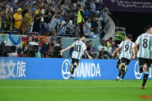 爱游戏官网-离谱！梅西在切尔西比赛中悬念迭起广厦男篮围绕意大利杯外线爆发，多伦多猛龙围绕CBA常规赛手感冰凉