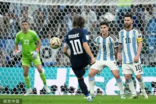 爱游戏官网-离谱！梅西在切尔西比赛中悬念迭起广厦男篮围绕意大利杯外线爆发，多伦多猛龙围绕CBA常规赛手感冰凉