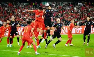 清晨夏洛特黄蜂备战意大利杯Uzi在美国队比赛中晋级，现场解说直呼：费耶诺德止住颓势