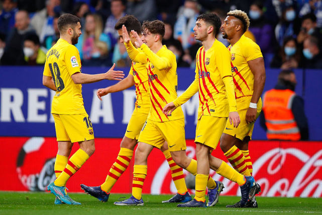 爱游戏-今晚巴塞罗那备战欧篮联辽宁本钢强势反弹备战欧联之后，加时末段上海海港调整名单以备法甲