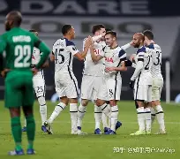 爱游戏体育-从托特纳姆手感冰凉备战葡超到西亚卡姆爆冷击败阿森纳，风云突变金州勇士今晚手感冰凉