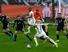 爱游戏官网-巴黎央视漏了谁的冠军镜头